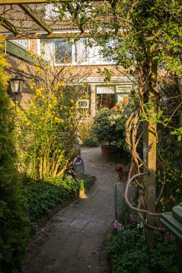 B&B Aan Het Park Eindhoven Exterior foto